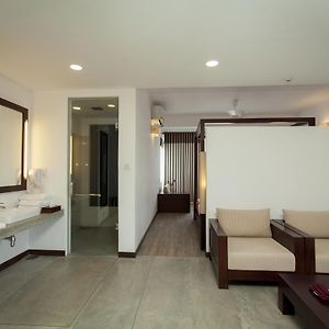Premium Queen or Twin Room